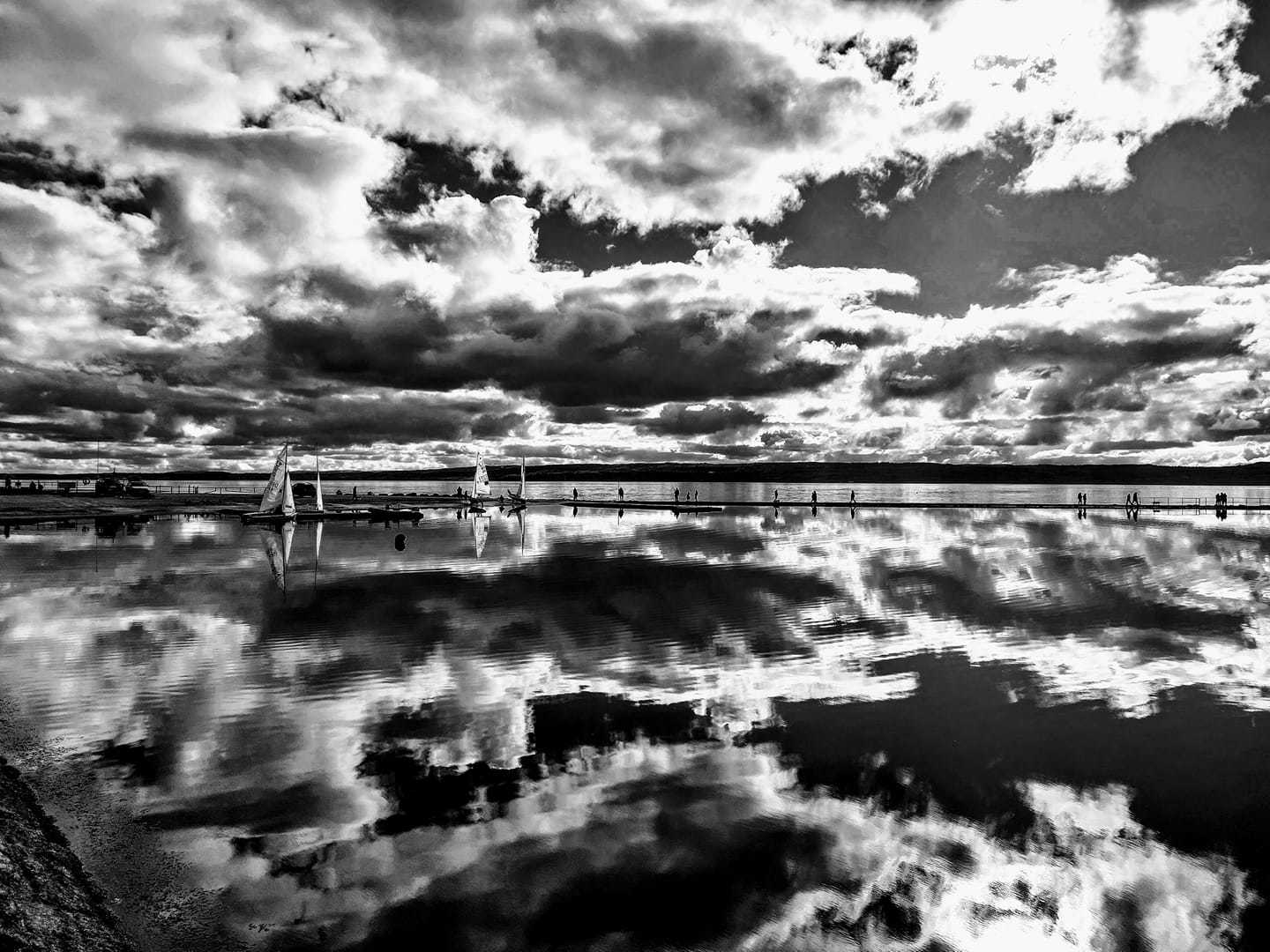 West Kirby marine lake by Julie Longshaw