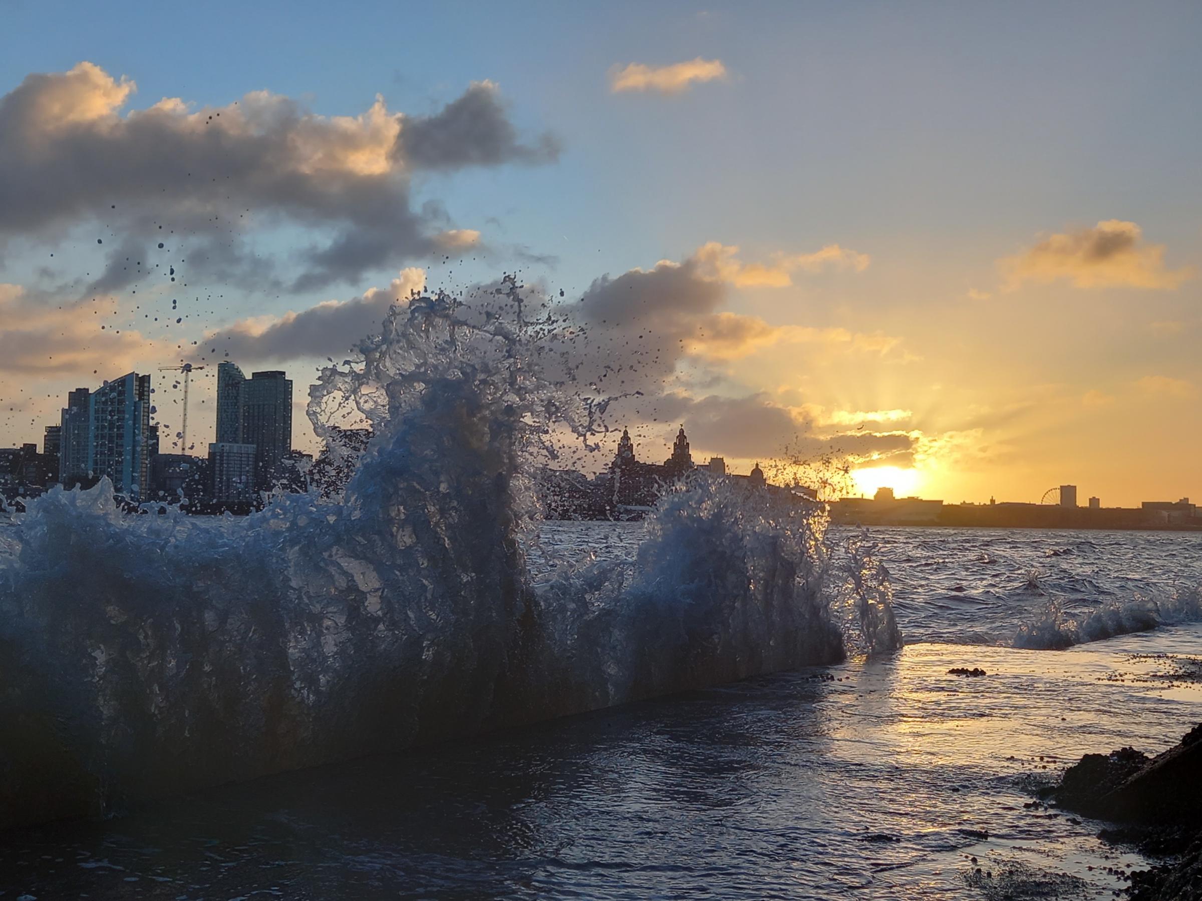 Sunrise splash