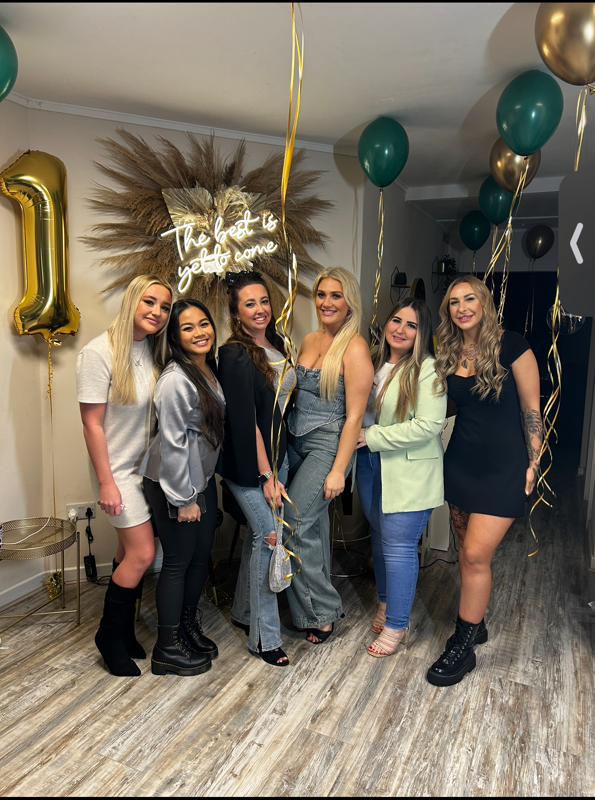 The award-winning team at Ivy Lash Studio