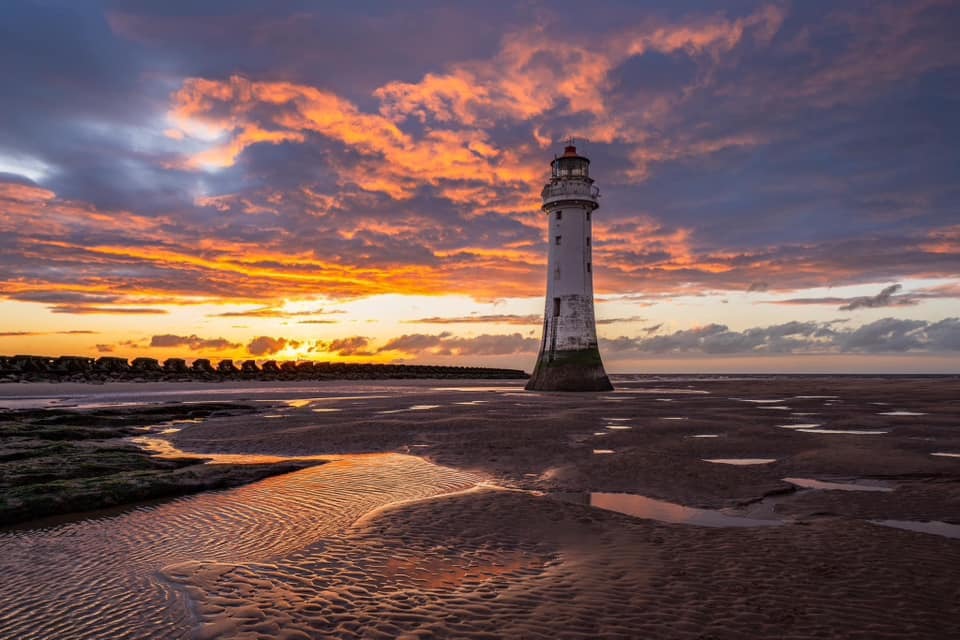 Perch Rock lighthouse by Ben Mottershead